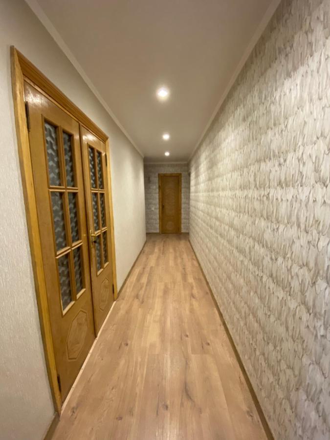 Затишна 2-Х Кімнатна Квартира - Дім Kamianets-Podilskyi Exterior foto
