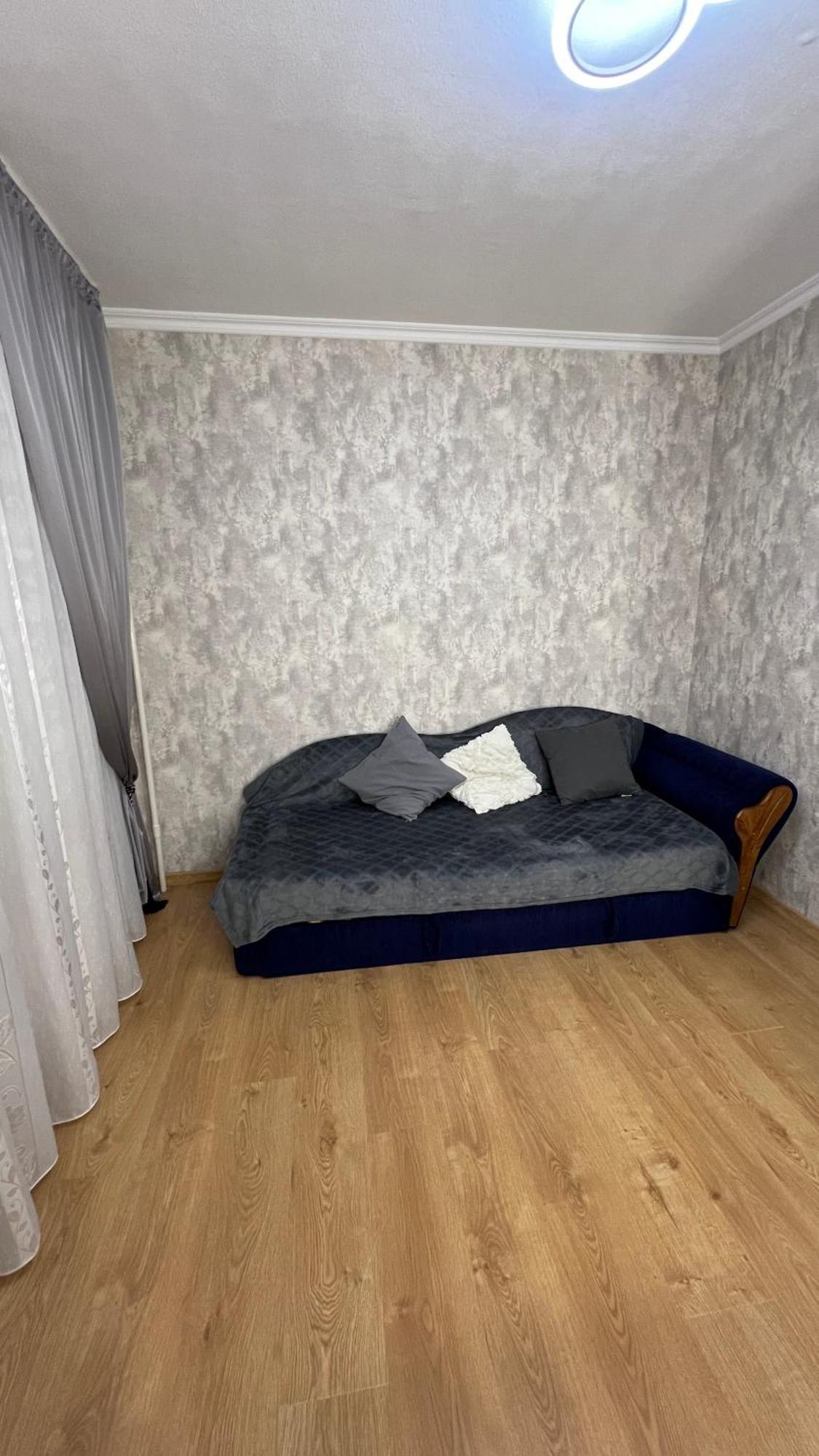 Затишна 2-Х Кімнатна Квартира - Дім Kamianets-Podilskyi Exterior foto